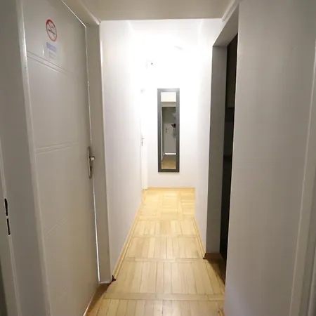 Fantastic Waw - Ch-v 3 Apartment *