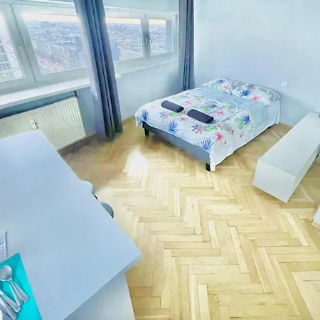 Fantastic Waw - Ch-v 3 Apartment *